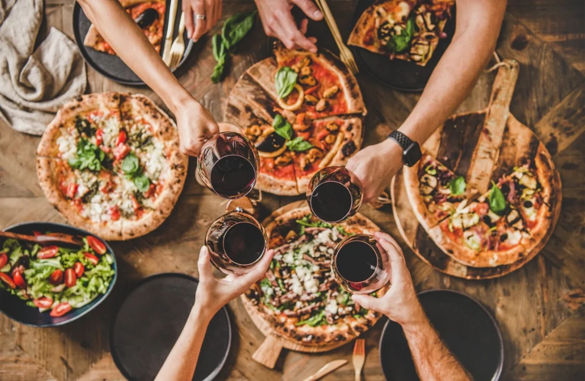 Zobacz najlepsze pizzerie we Wrocławiu. Gdzie wybrać się na pizzę w sierpniu 2026?