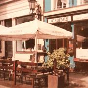 Academus Cafe/Pub & Guest House
