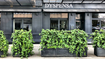 Dyspensa. Restauracja