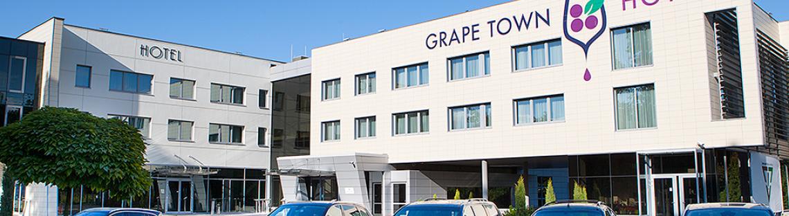 GRAPE TOWN HOTEL