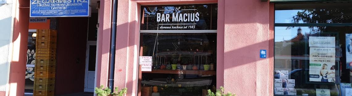 Maciuś. Bar.