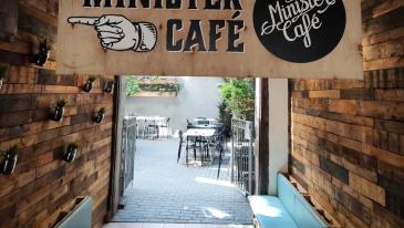 Minister Cafe