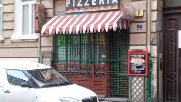 Pizzeria