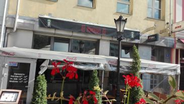 Pomiędzy Pizza Restaurant