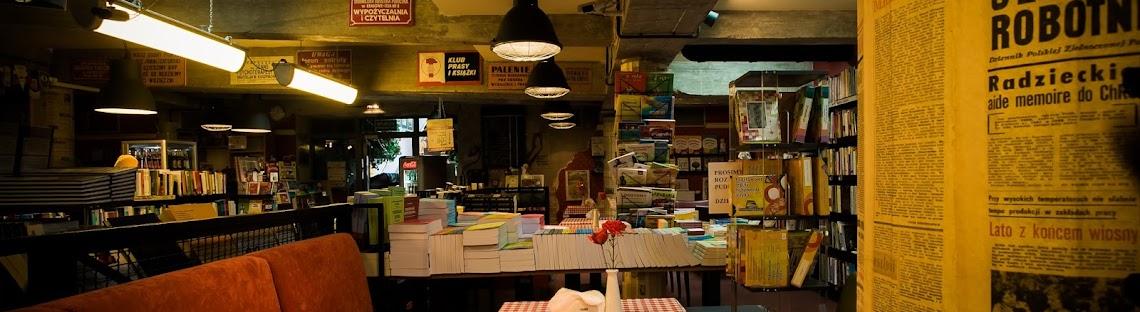 Psyche.Books&Cafe