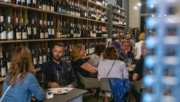 Salon Win & Winebar MineWine.pl