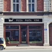 SPOT pizza · pasta · vino